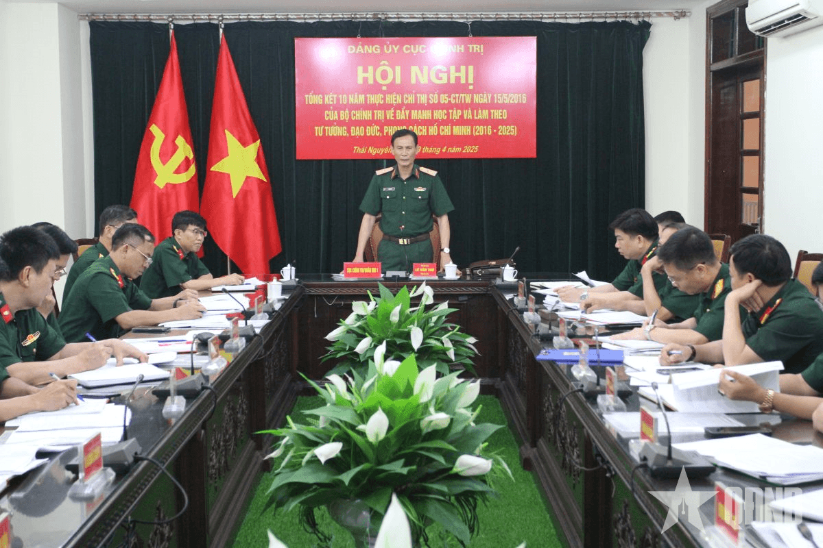 Đảng ủy Cục Chính trị Quân khu 1 tổng kết 10 năm thực hiện chỉ thị số 05 của Bộ Chính trị