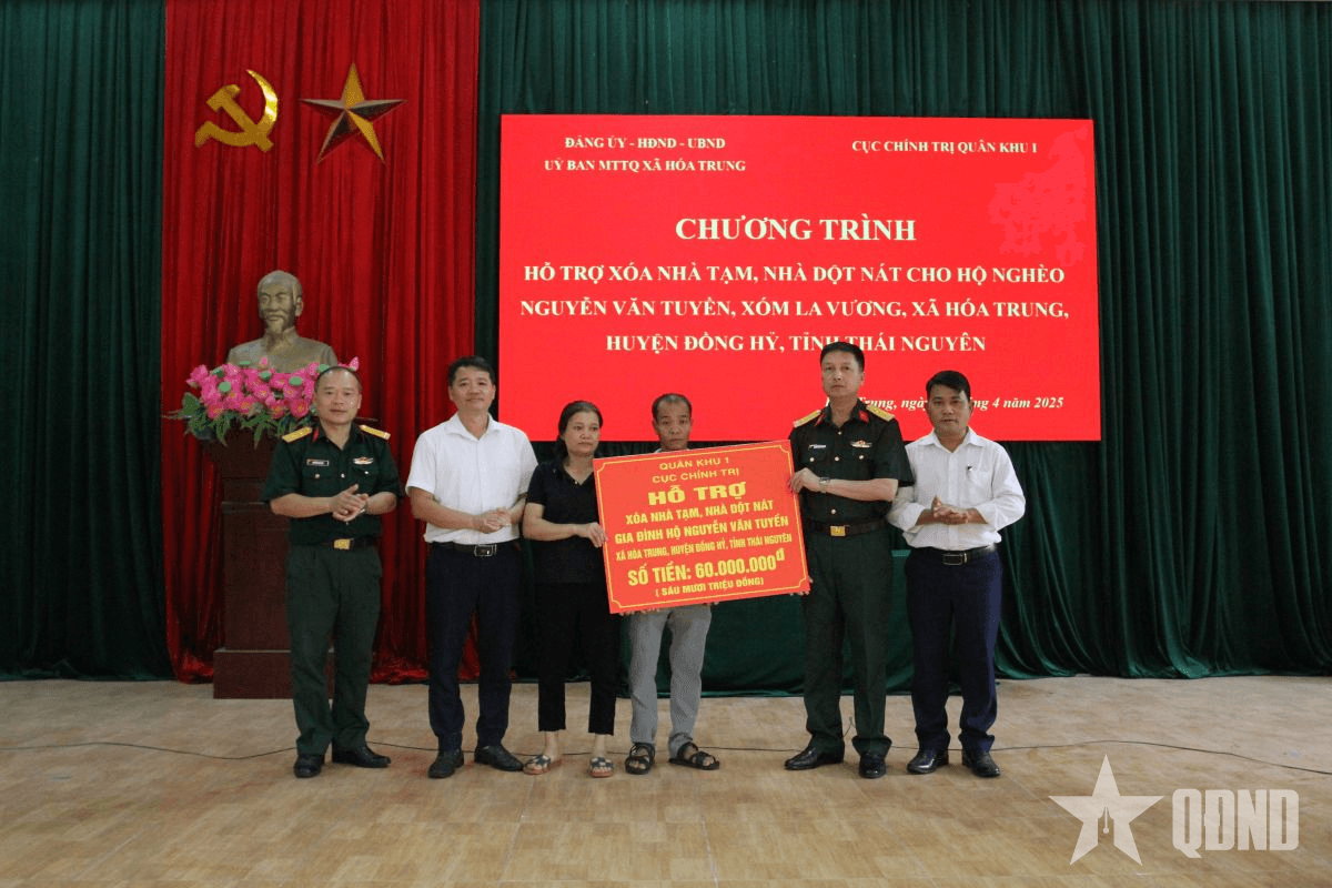 Quân khu 1 hỗ trợ xóa nhà tạm, nhà dột nát