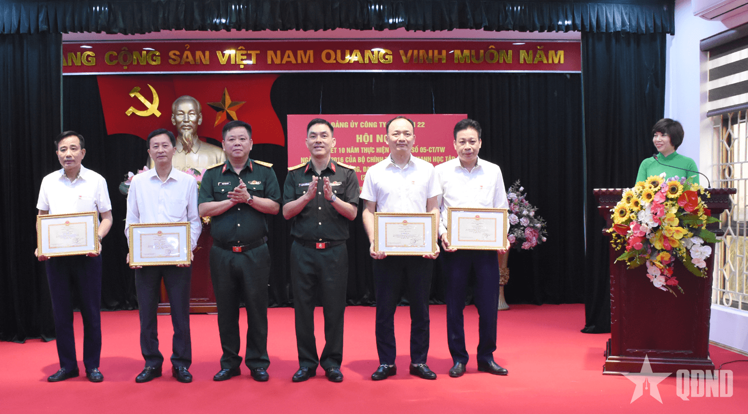 Đảng ủy Công ty cổ phần 22 tổng kết 10 năm thực hiện Chỉ thị số 05 của Bộ Chính trị