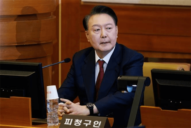 Cựu Tổng thống Hàn Quốc Yoon Suk Yeol bị truy tố vì lạm dụng quyền lực