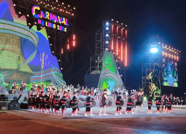 Carnaval Hạ Long 2025: Kết nối di sản - Tiên phong tỏa sáng