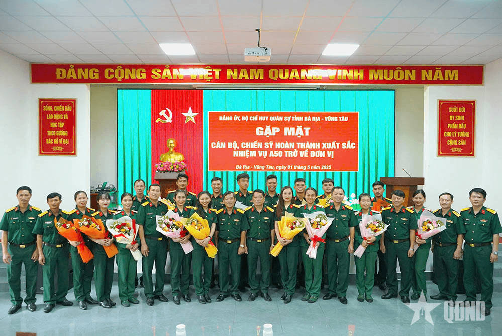 Bộ CHQS tỉnh Bà Rịa - Vũng Tàu gặp mặt cán bộ, chiến sĩ hoàn thành nhiệm vụ diễu binh, diễu hành