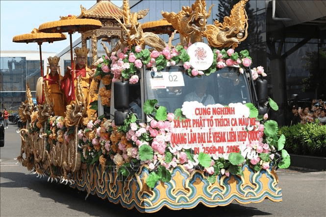 Lễ cung đón xá lợi Đức Phật Thích Ca Mâu Ni đến Việt Nam