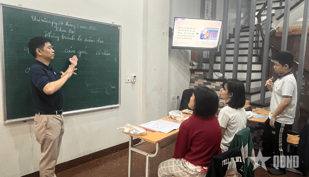 Lớp học của trẻ khiếm thính C5