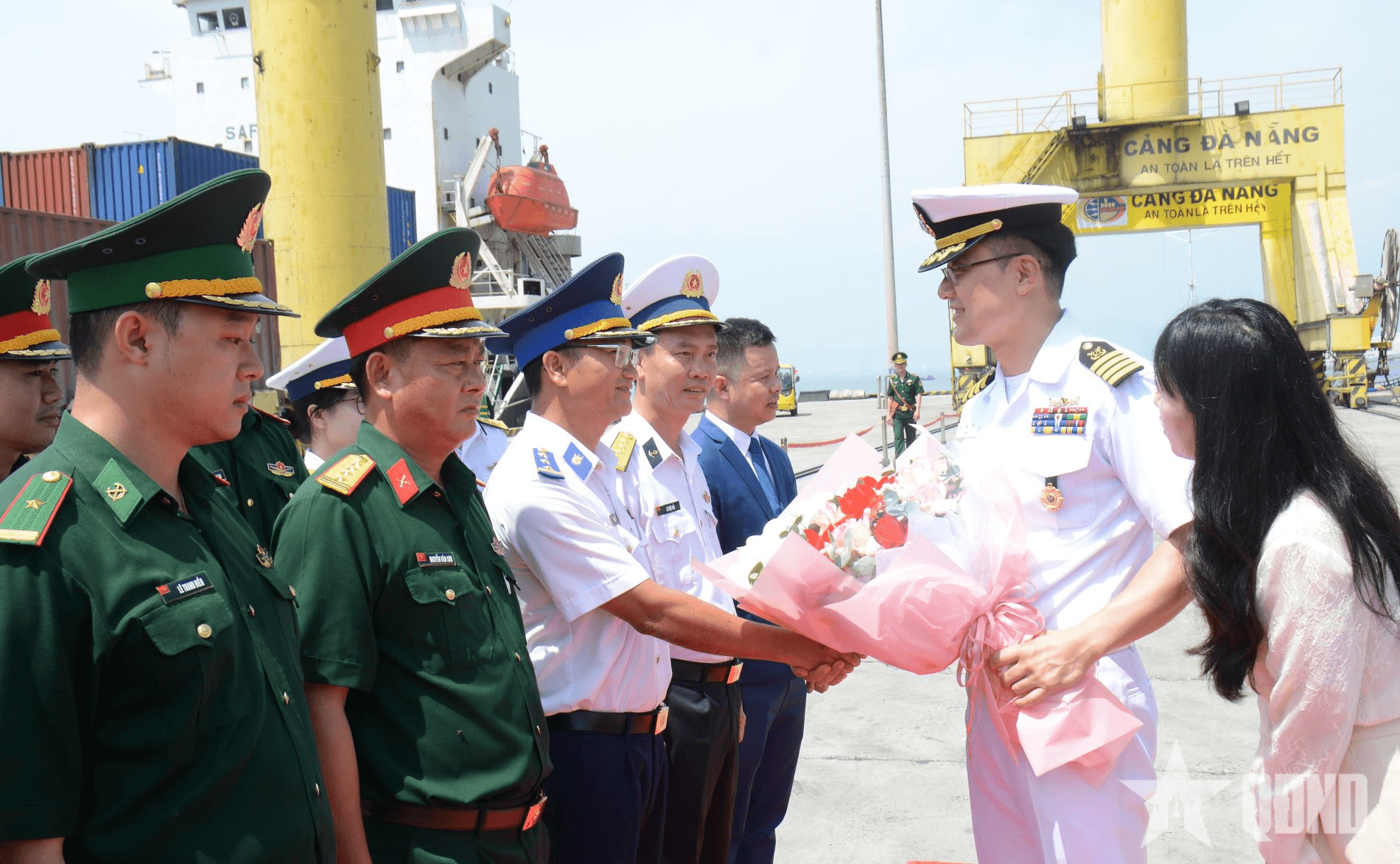 Tàu Hải quân Hàn Quốc thăm thành phố Đà Nẵng