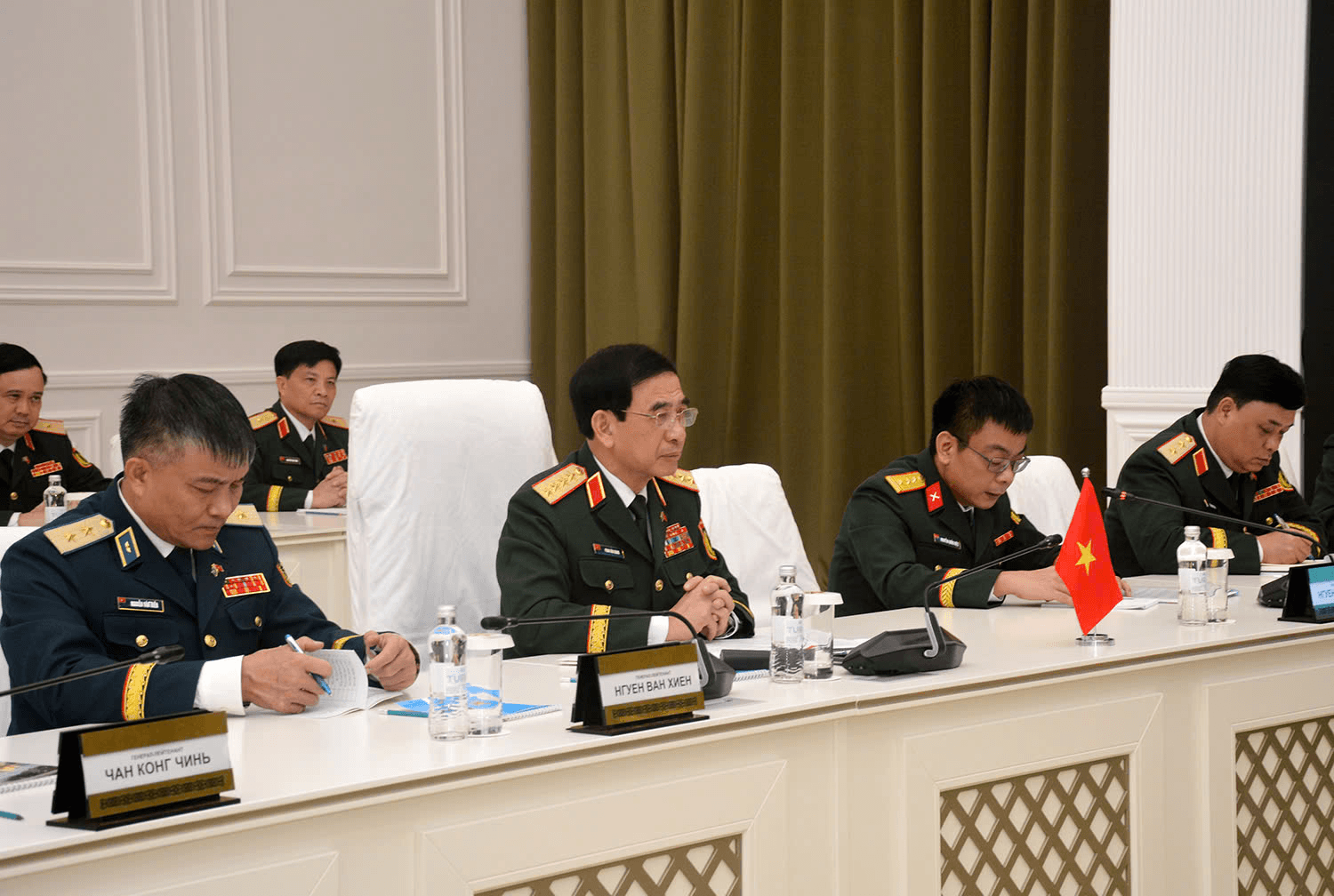 Thúc đẩy quan hệ hợp tác quốc phòng Việt Nam - Kazakhstan
