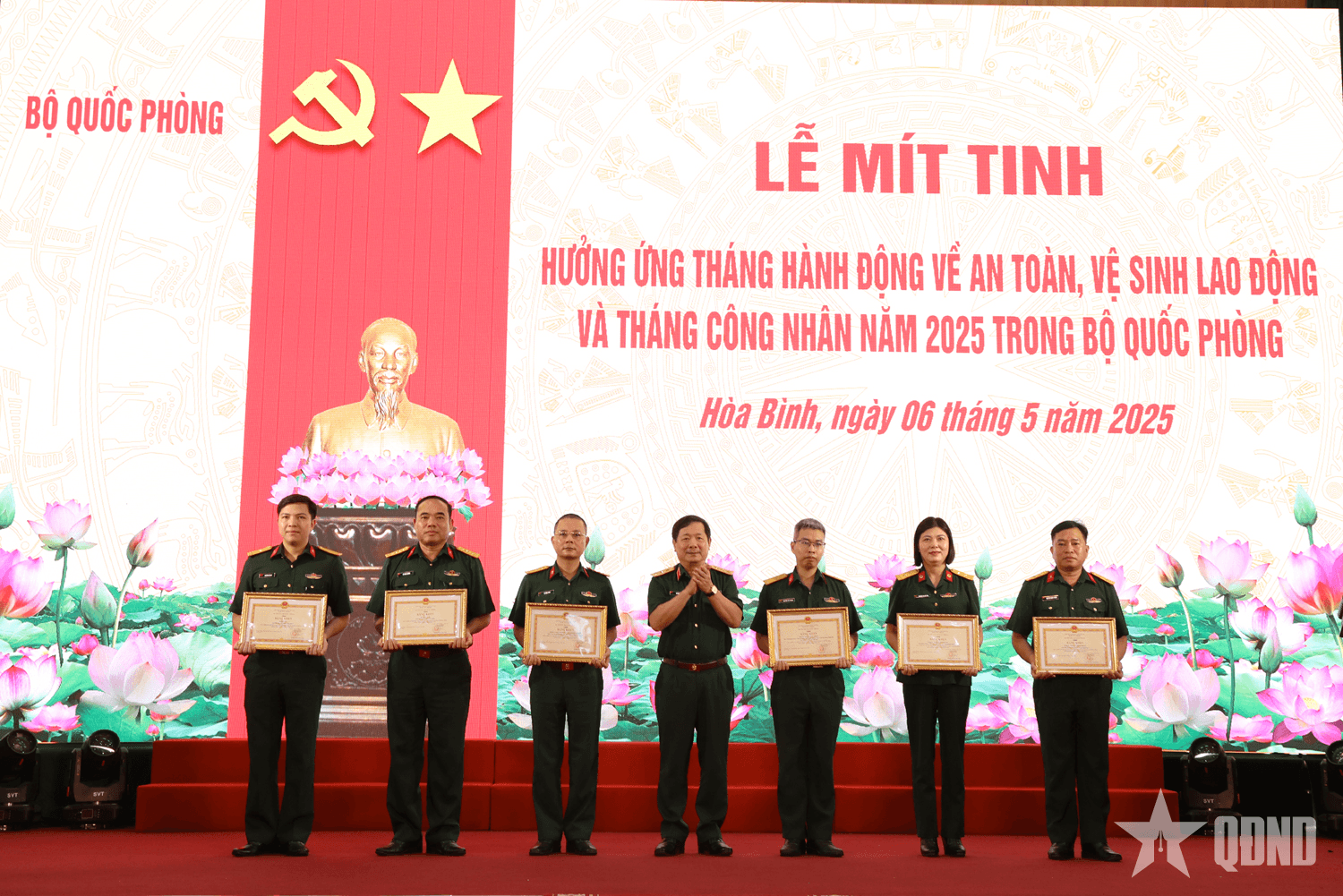 Thượng tướng Lê Huy Vịnh dự lễ mít tinh hưởng ứng Tháng hành động về an toàn, vệ sinh lao động