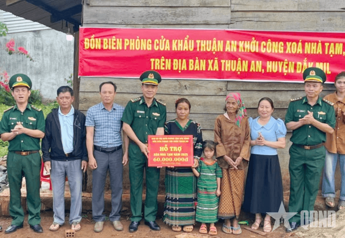 Bộ đội Biên phòng tỉnh Đắk Nông: Chung sức xóa nhà tạm, nhà dột nát