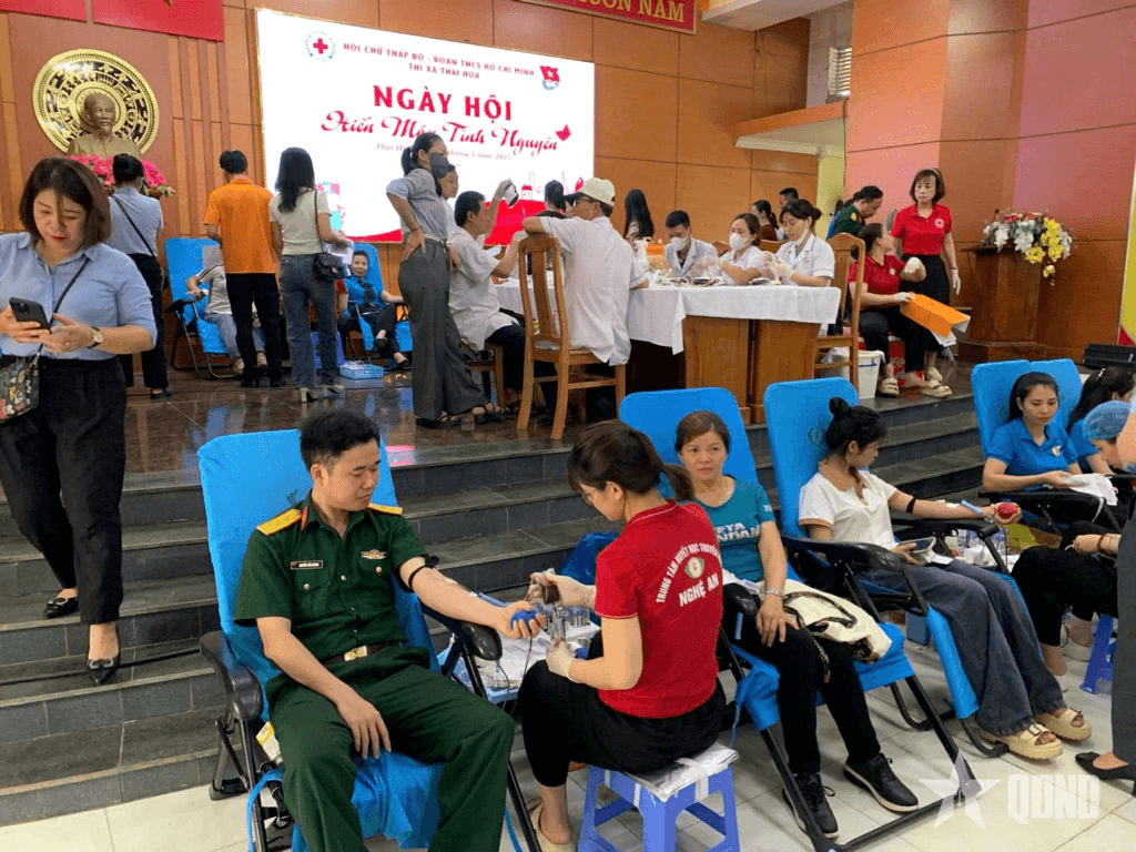 Nghệ An: Hơn 1.000 tình nguyện viên tham gia hiến máu