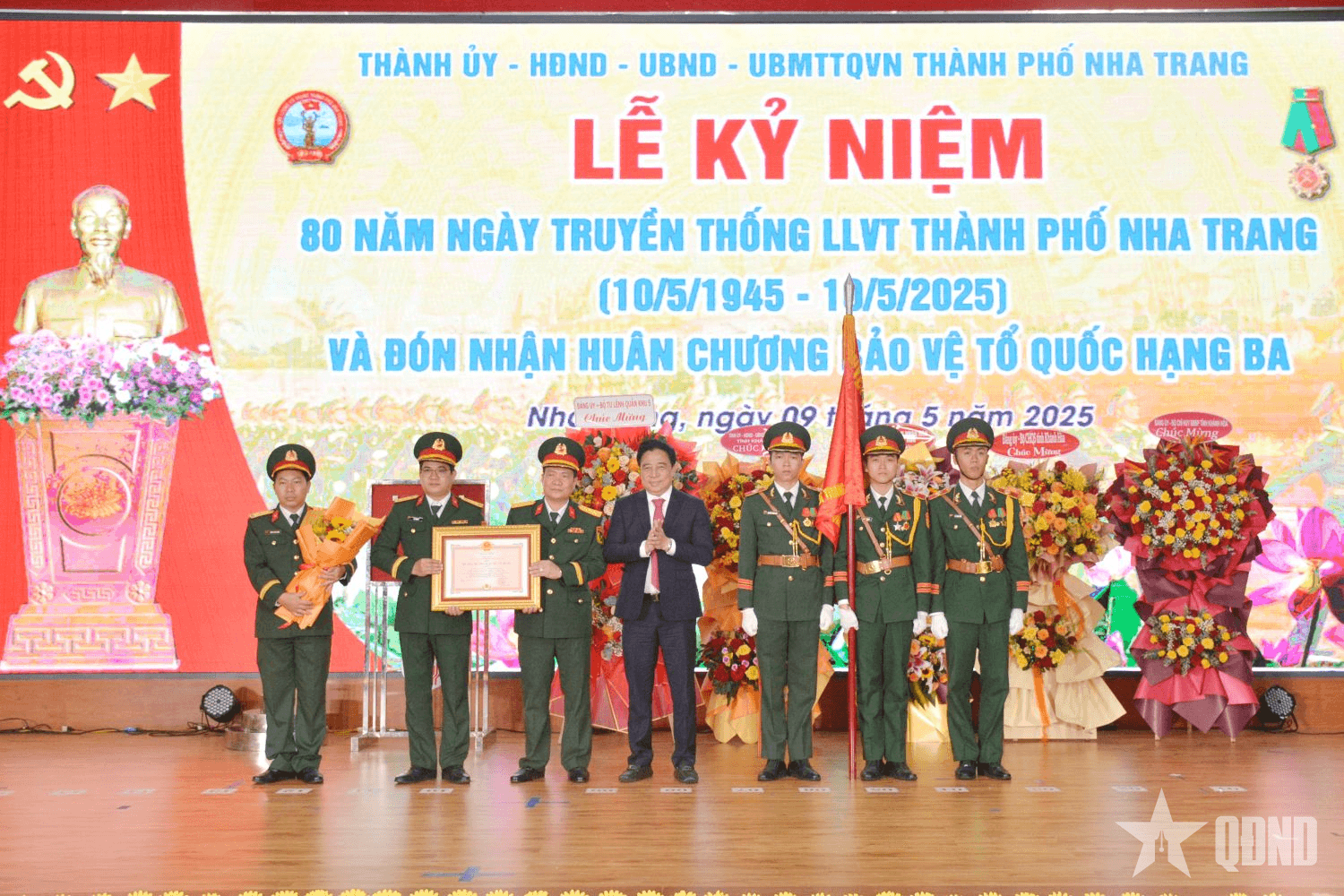 LLVT TP Nha Trang (Khánh Hòa) kỷ niệm 80 năm Ngày truyền thống và đón nhận Huân chương Bảo vệ Tổ quốc hạng Ba