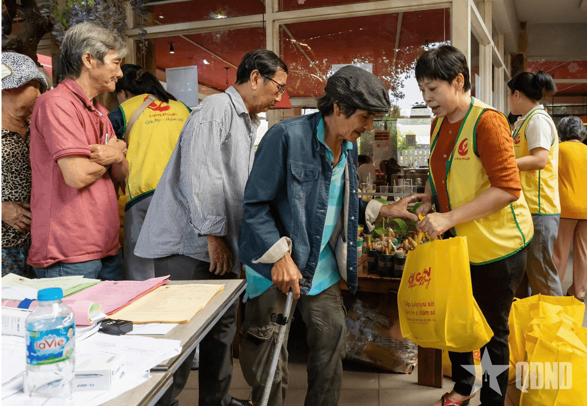 Quỹ Vầng trăng khuyết: Hỗ trợ 500 mảnh đời qua chương trình “Tiếp sức mưu sinh”