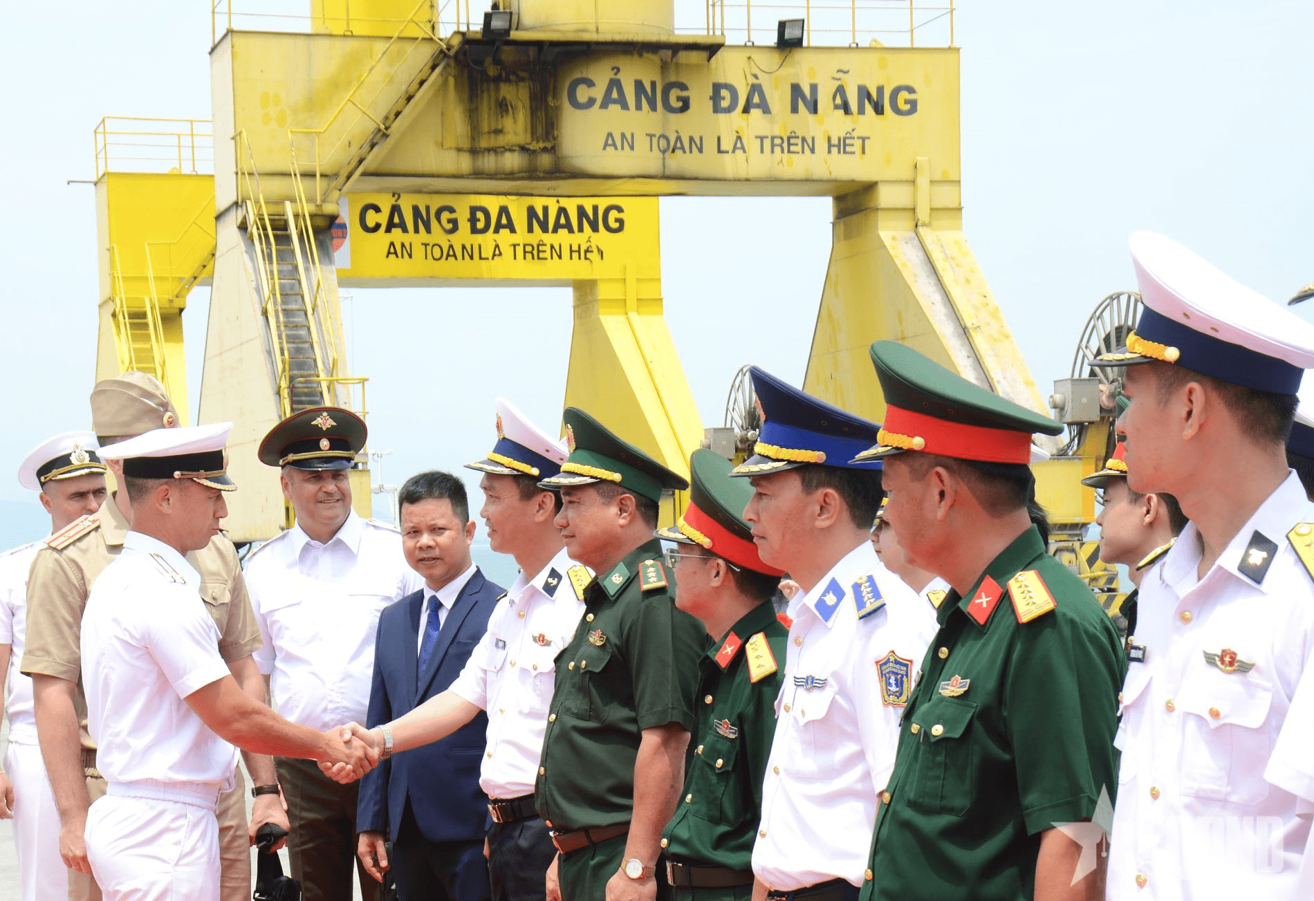 Đội tàu thuộc Hạm đội Thái Bình Dương, Hải quân Liên bang Nga thăm Đà Nẵng