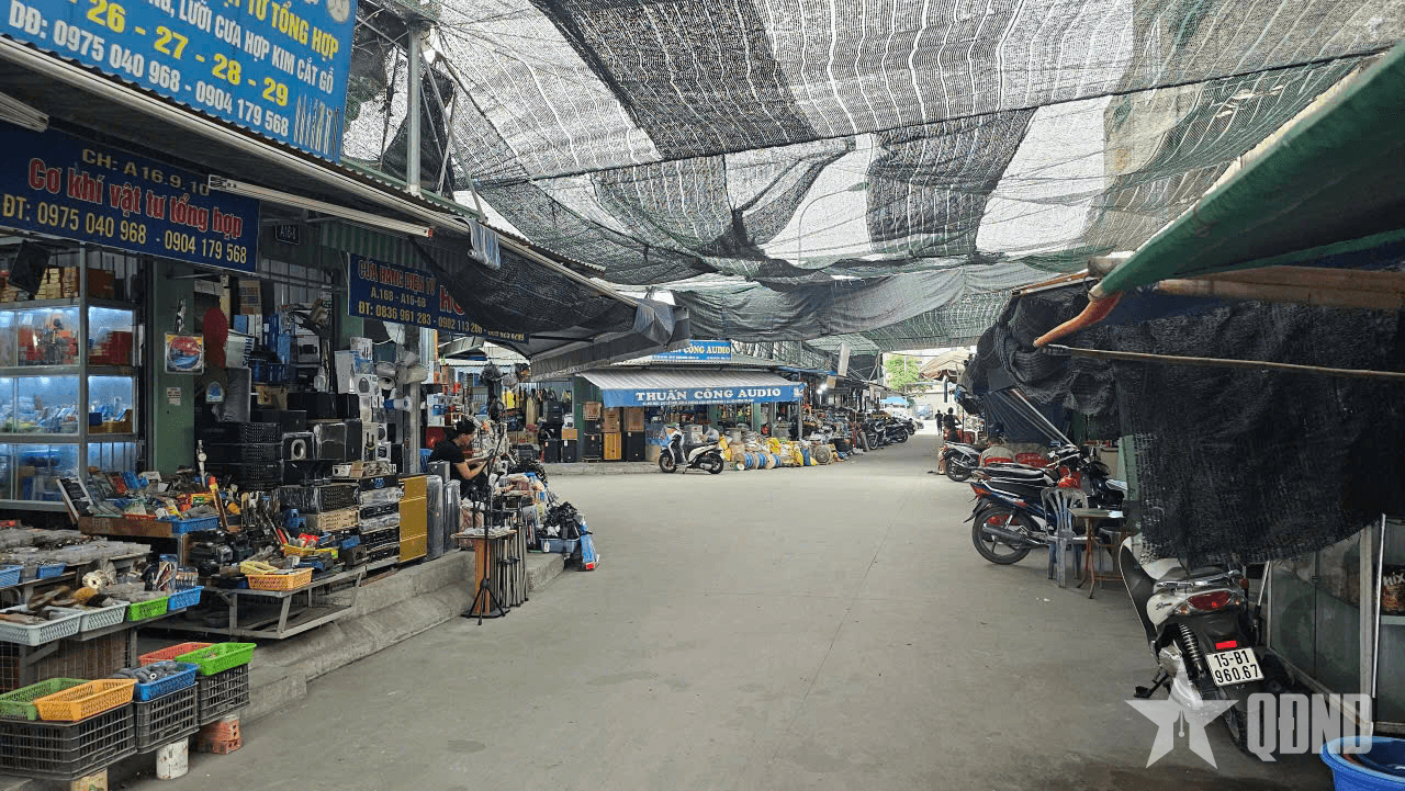 Đìu hiu chợ Sắt Hải Phòng