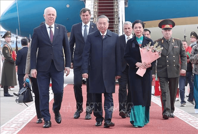 Tổng Bí thư Tô Lâm và Phu nhân bắt đầu thăm cấp Nhà nước Cộng hòa Belarus