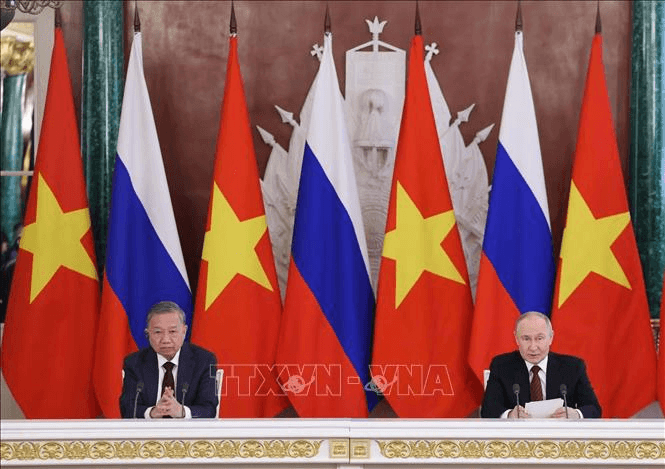 Tuyên bố chung về những định hướng lớn của quan hệ Đối tác Chiến lược toàn diện Việt Nam - LB Nga trong giai đoạn hợp tác mới