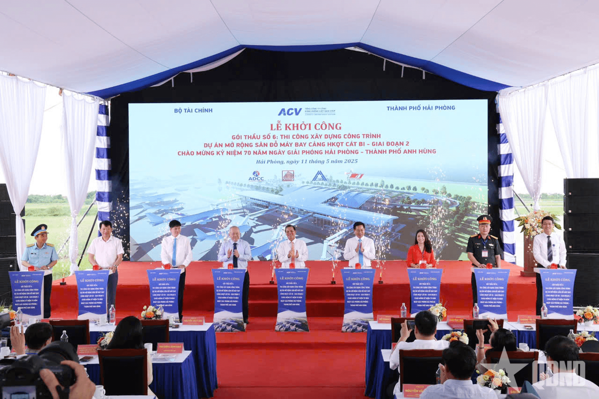 Khởi công dự án “Mở rộng sân đỗ máy bay” Cảng hàng không quốc tế Cát Bi (Hải Phòng)