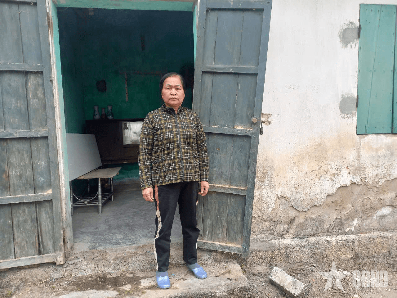 Nghĩa tình đồng đội: Hoàn cảnh khó khăn của cựu thanh niên xung phong Nguyễn Thị Út