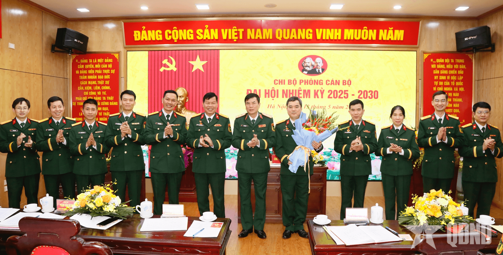 Xây dựng đội ngũ cán bộ Hậu cần - Kỹ thuật chất lượng đáp yêu cầu nhiệm vụ