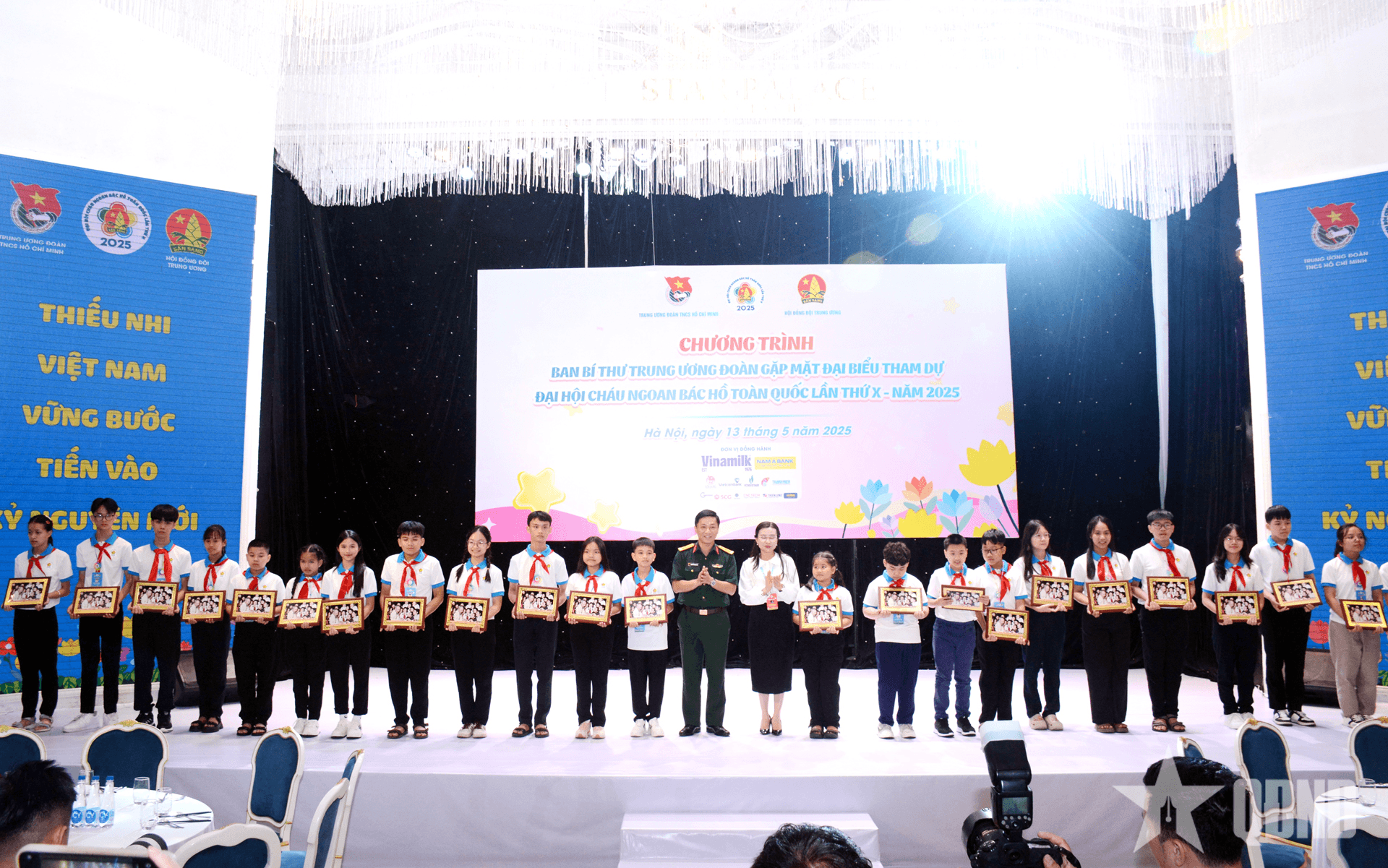 Ban Bí thư Trung ương Đoàn TNCS Hồ Chí Minh gặp mặt đại biểu tham dự Đại hội Cháu ngoan Bác Hồ toàn quốc
