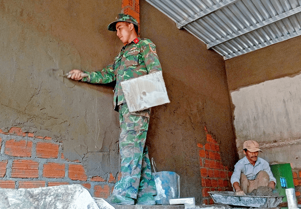 Nghĩa tình bộ đội “Sư hai”