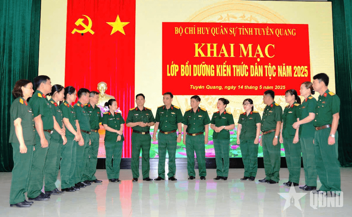 Bộ CHQS tỉnh Tuyên Quang khai mạc lớp bồi dưỡng kiến thức dân tộc năm 2025