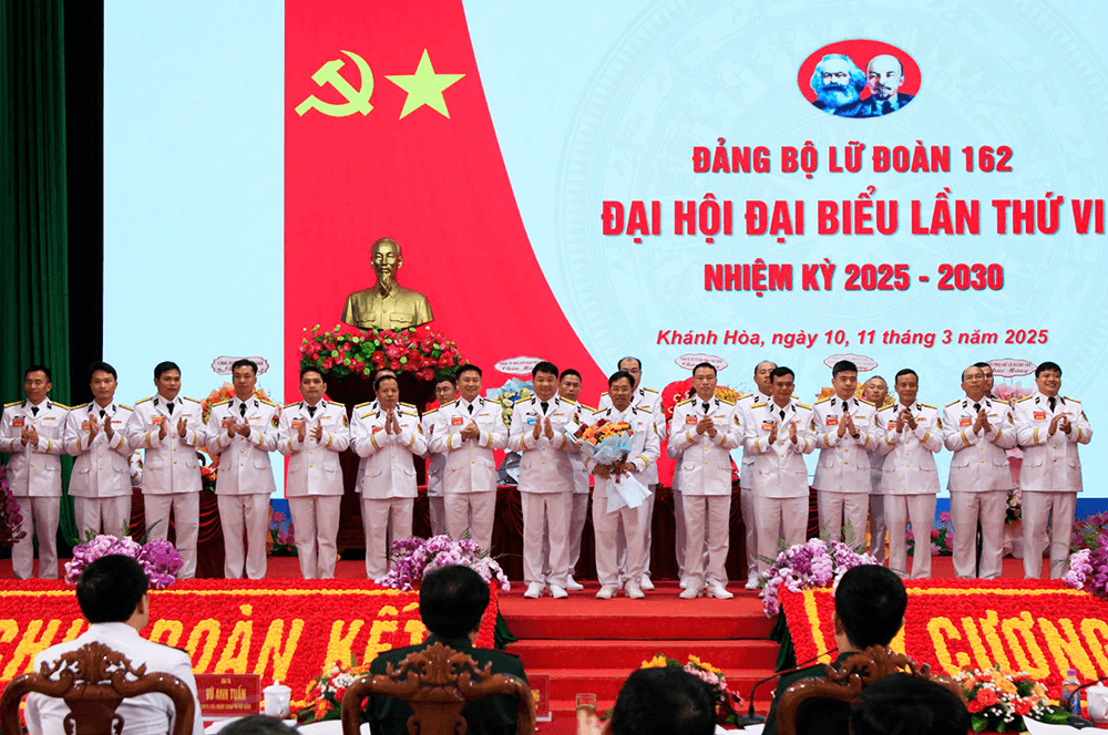 Chuẩn bị chu đáo, quyết tâm tổ chức thành công đại hội làm trước