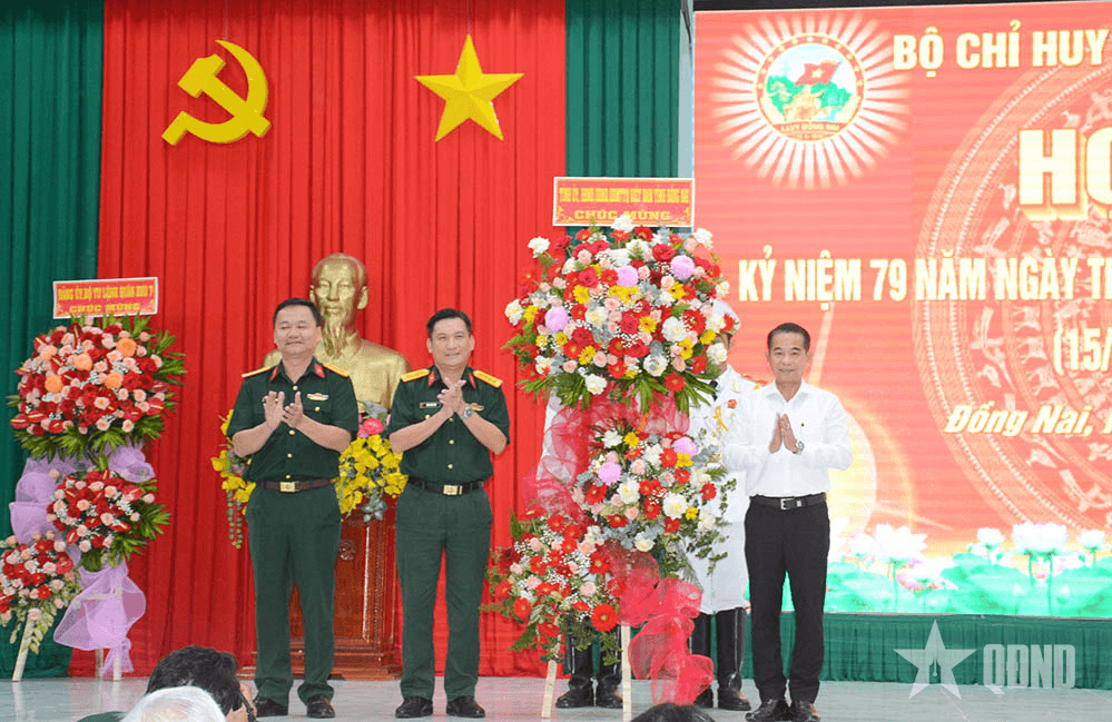 Bộ CHQS tỉnh Đồng Nai họp mặt kỷ niệm 79 năm Ngày truyền thống
