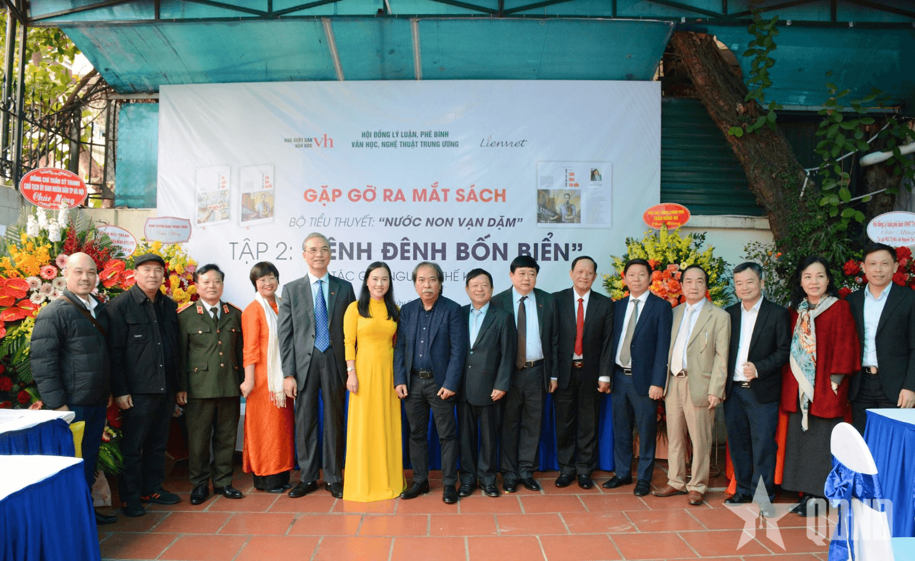Khi lịch sử và quê hương hòa làm một