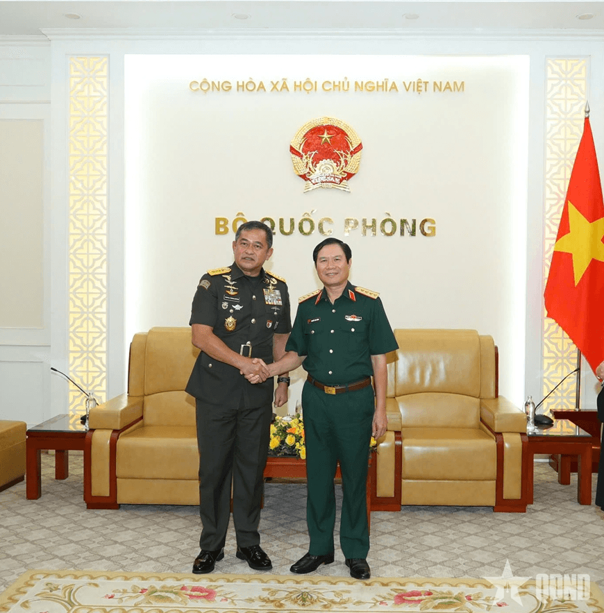 Đại tướng Nguyễn Tân Cương tiếp Tư lệnh Lục quân Indonesia