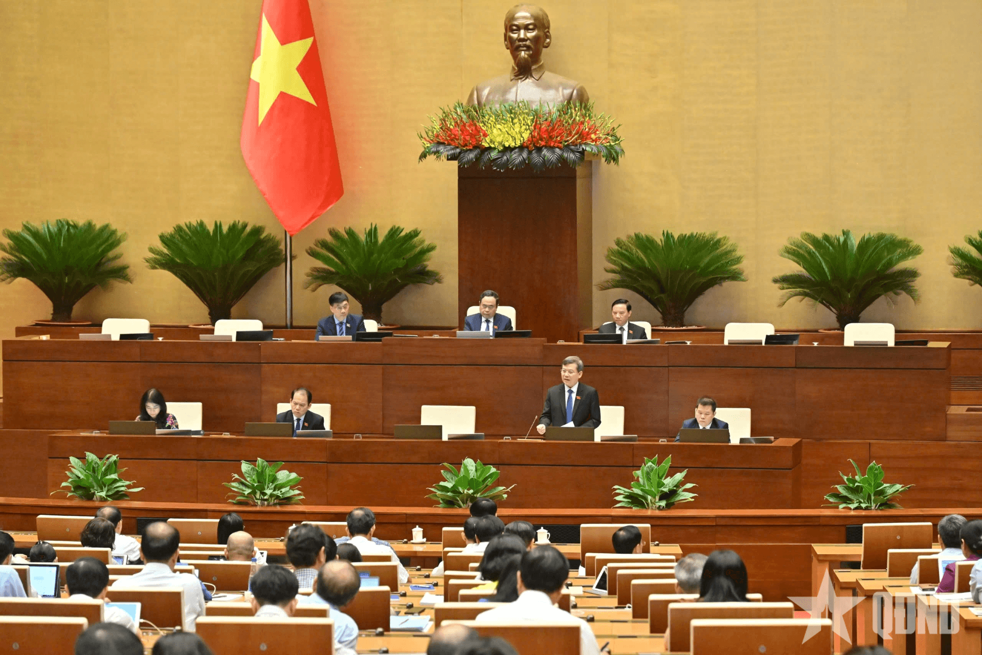 Đề nghị quy định Tòa án Quân sự quân khu có thẩm quyền giám đốc thẩm, tái thẩm