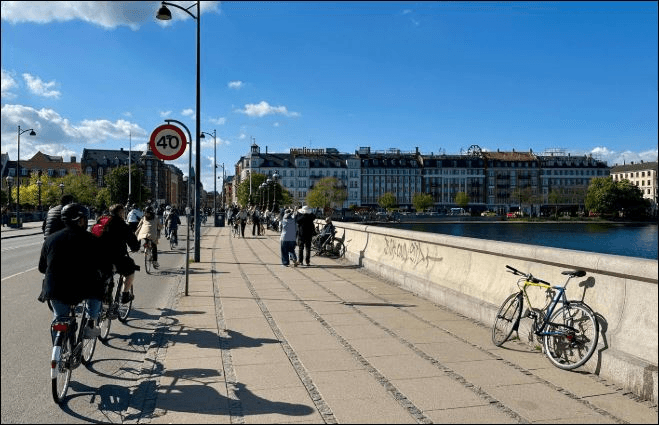 Copenhagen thưởng cho khách du lịch đến bằng tàu hỏa