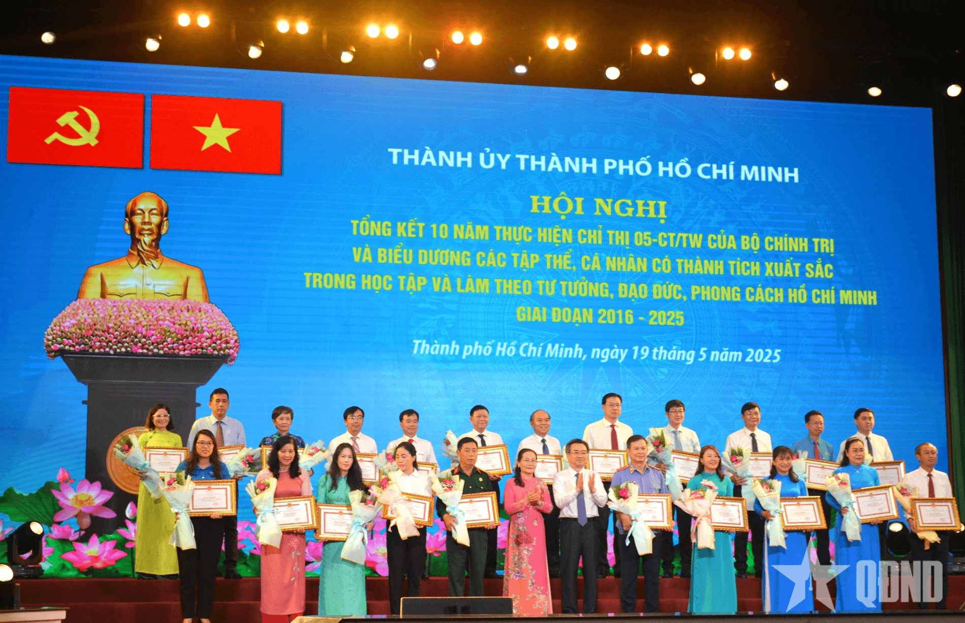 TP Hồ Chí Minh tổng kết 10 năm thực hiện Chỉ thị số 05 của Bộ Chính trị