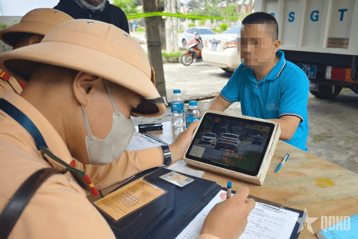 Xử lý phương tiện chạy quá tốc độ trên tuyến đường Hồ Chí Minh