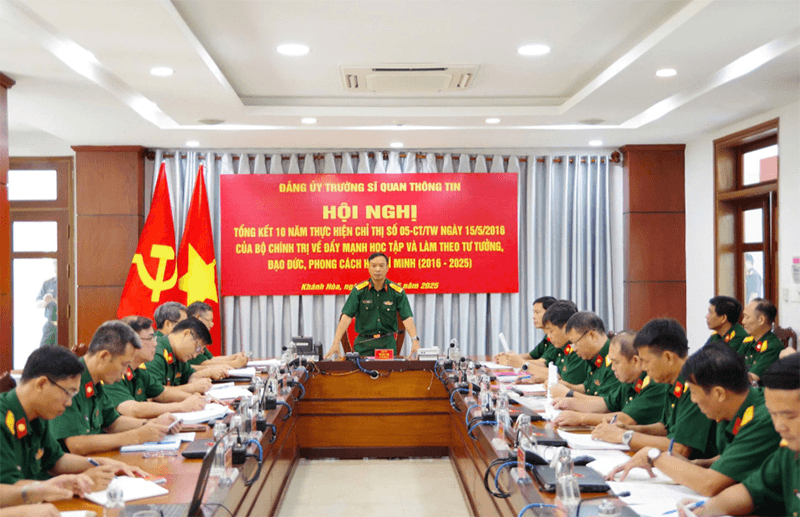 Trường Sĩ quan Thông tin tổng kết 10 năm thực hiện Chỉ thị 05-CT/TW của Bộ Chính trị