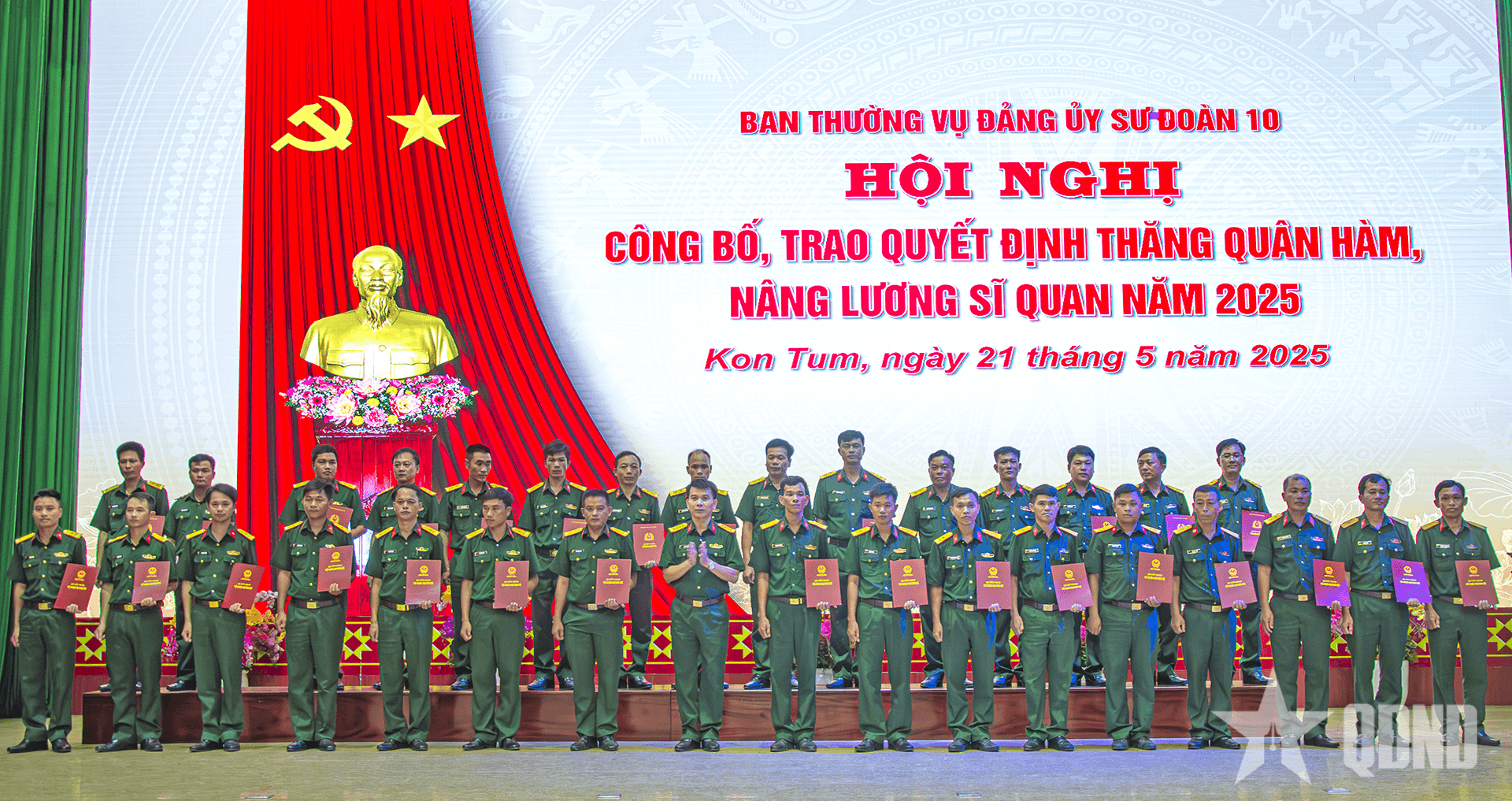 Sư đoàn 10 (Quân đoàn 34) có 118 sĩ quan được thăng quân hàm trước thời hạn