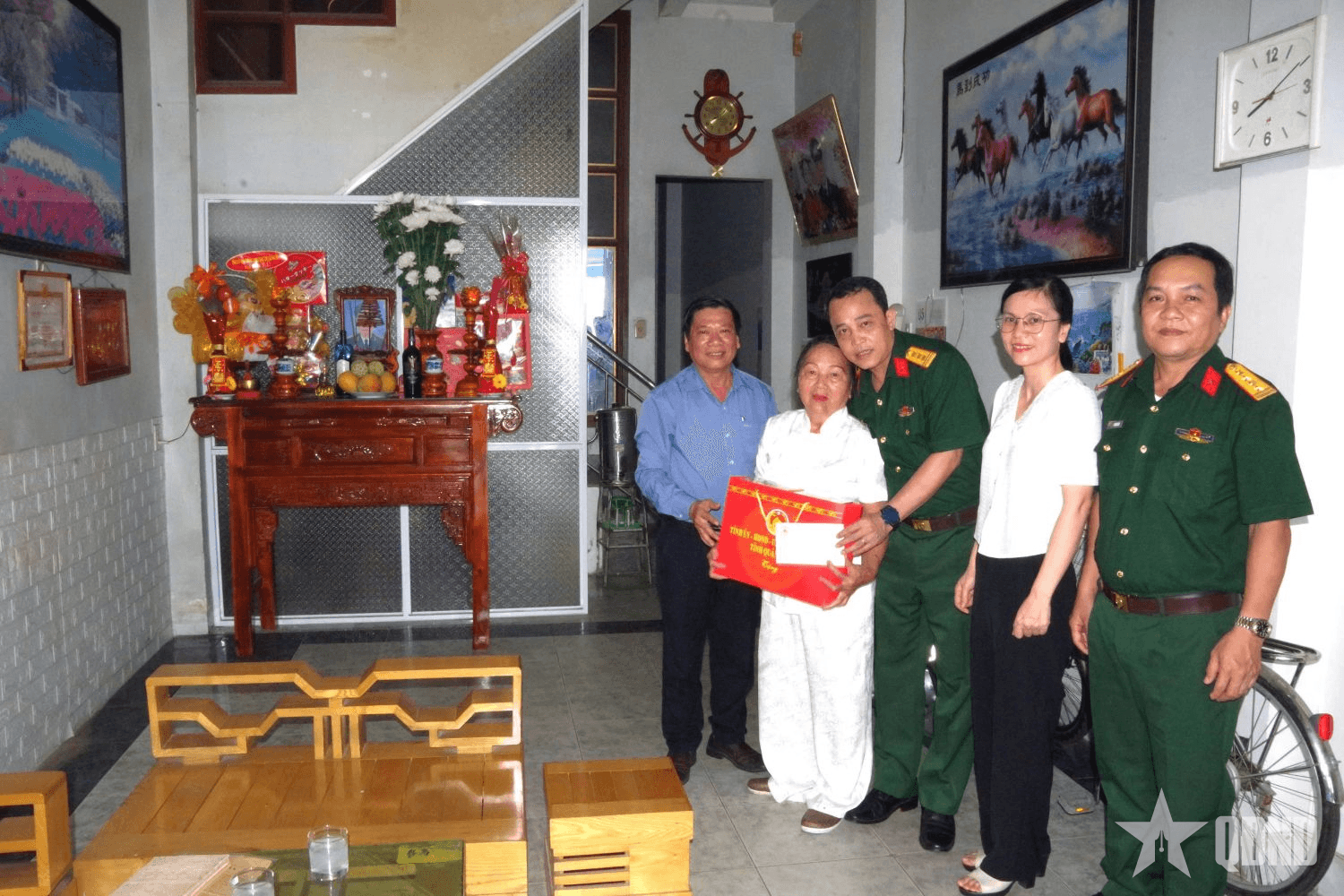 Tri ân gia đình cựu chiến binh tham gia Chiến thắng Núi Thành tại Khánh Hòa
