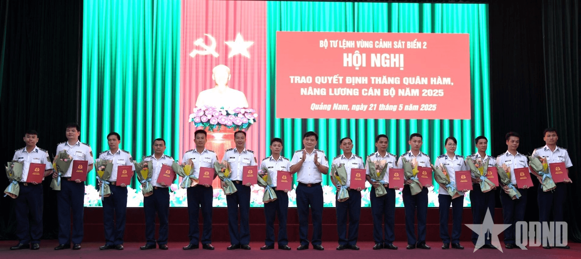 Bộ tư lệnh Vùng Cảnh sát biển 2 có 31 sĩ quan được thăng quân hàm trước thời hạn