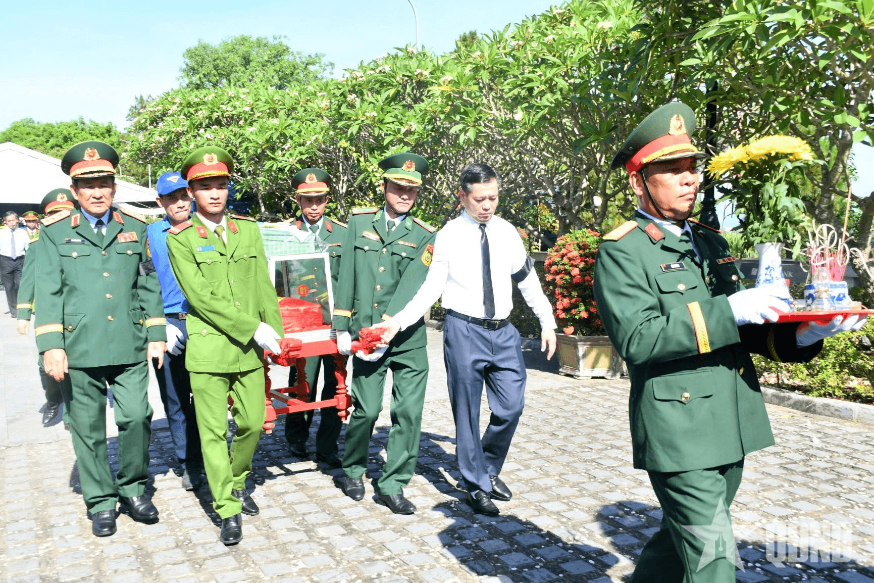 Thượng tướng Võ Minh Lương dự Lễ viếng, truy điệu, an táng hài cốt liệt sĩ tại Quảng Trị