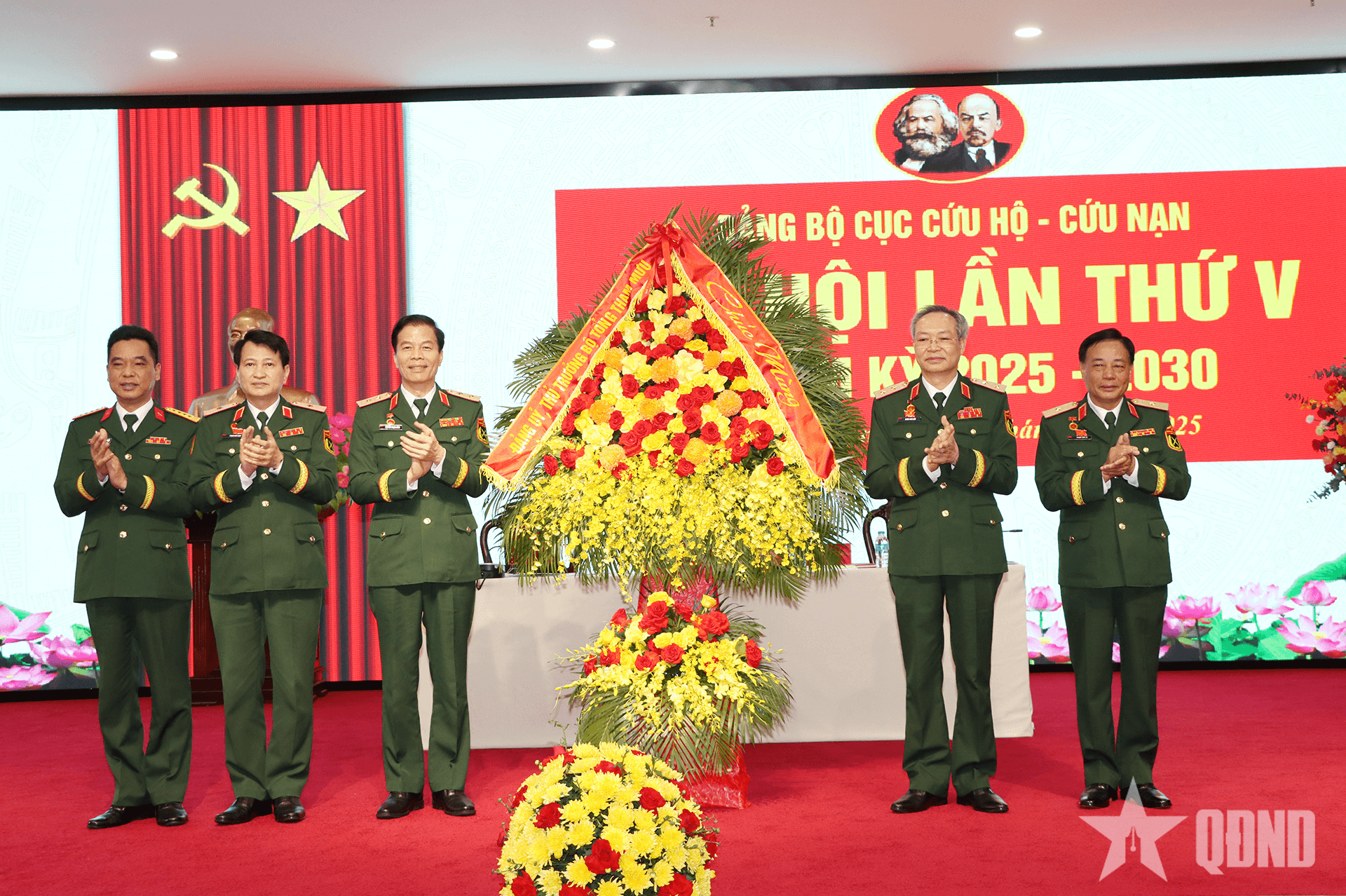 Trung tướng Nguyễn Trọng Bình dự Đại hội Đảng bộ Cục Cứu hộ - Cứu nạn nhiệm kỳ 2025-2030