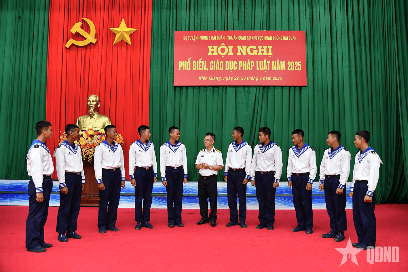 Vùng 5 Hải quân: Phổ biến, giáo dục pháp luật cho cán bộ, chiến sĩ