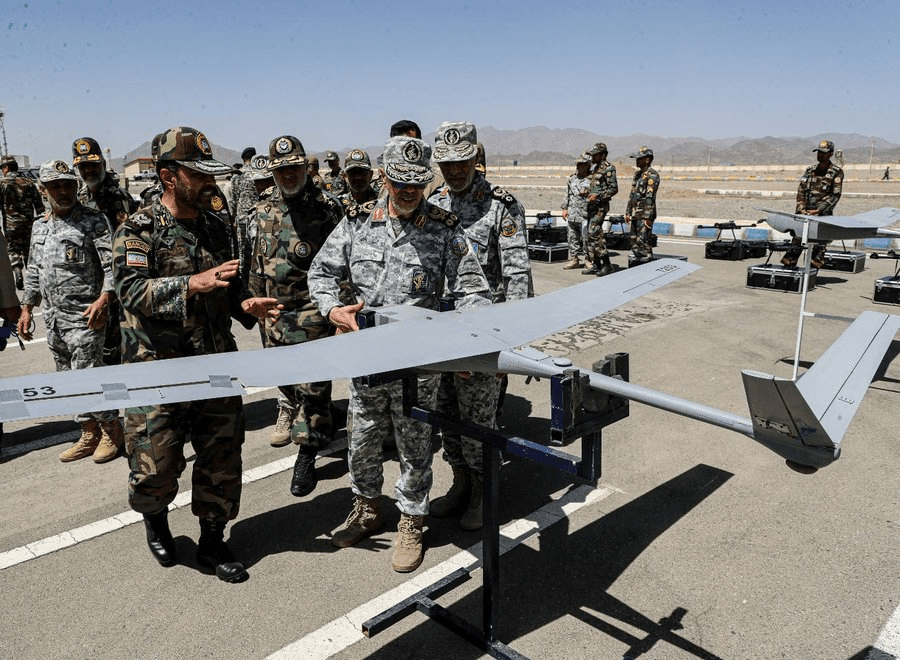 Iran ra mắt 3 mẫu UAV nội địa mới