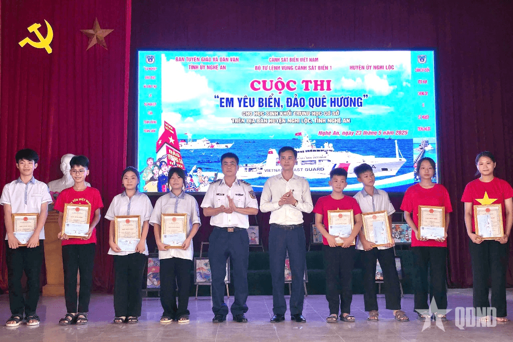 Sôi động Cuộc thi “Em yêu biển, đảo quê hương” tại Nghệ An
