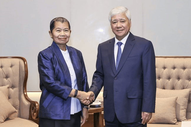 Chủ tịch Ủy ban Trung ương MTTQ Việt Nam Đỗ Văn Chiến tiếp Đoàn đại biểu cấp cao Đảng Nhân dân Campuchia