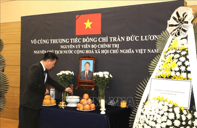 Lễ viếng và mở sổ tang nguyên Chủ tịch nước Trần Đức Lương tại Hàn Quốc
