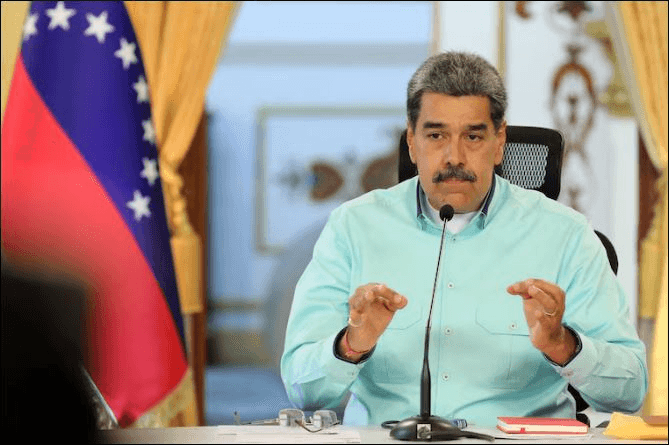 Venezuela mở cửa đón giám sát viên quốc tế cho bầu cử