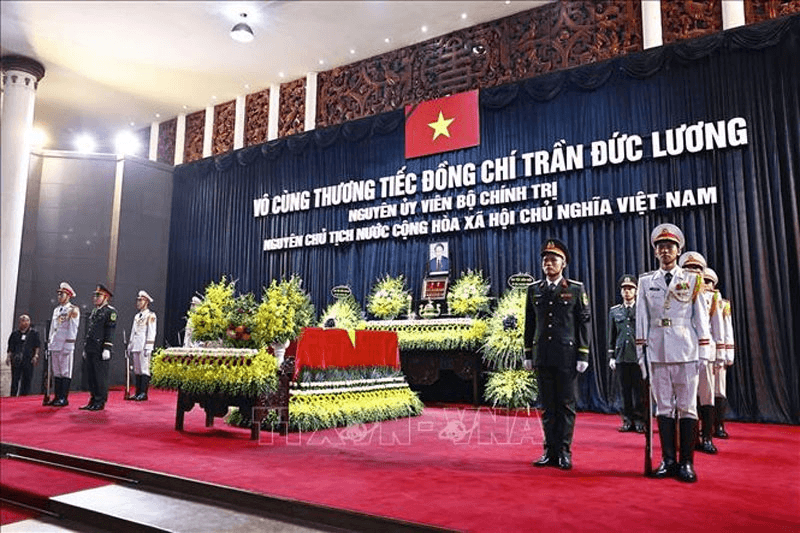Cộng đồng người Việt và bạn bè quốc tế tại Israel, Ai Cập và Pháp bày tỏ tiếc thương nguyên Chủ tịch nước Trần Đức Lương