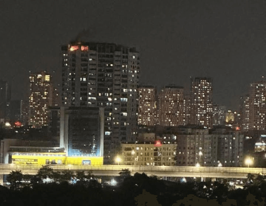 Hà Nội: Cháy trên nóc nhà chung cư ở Xuân Đỉnh, đang xác định thiệt hại