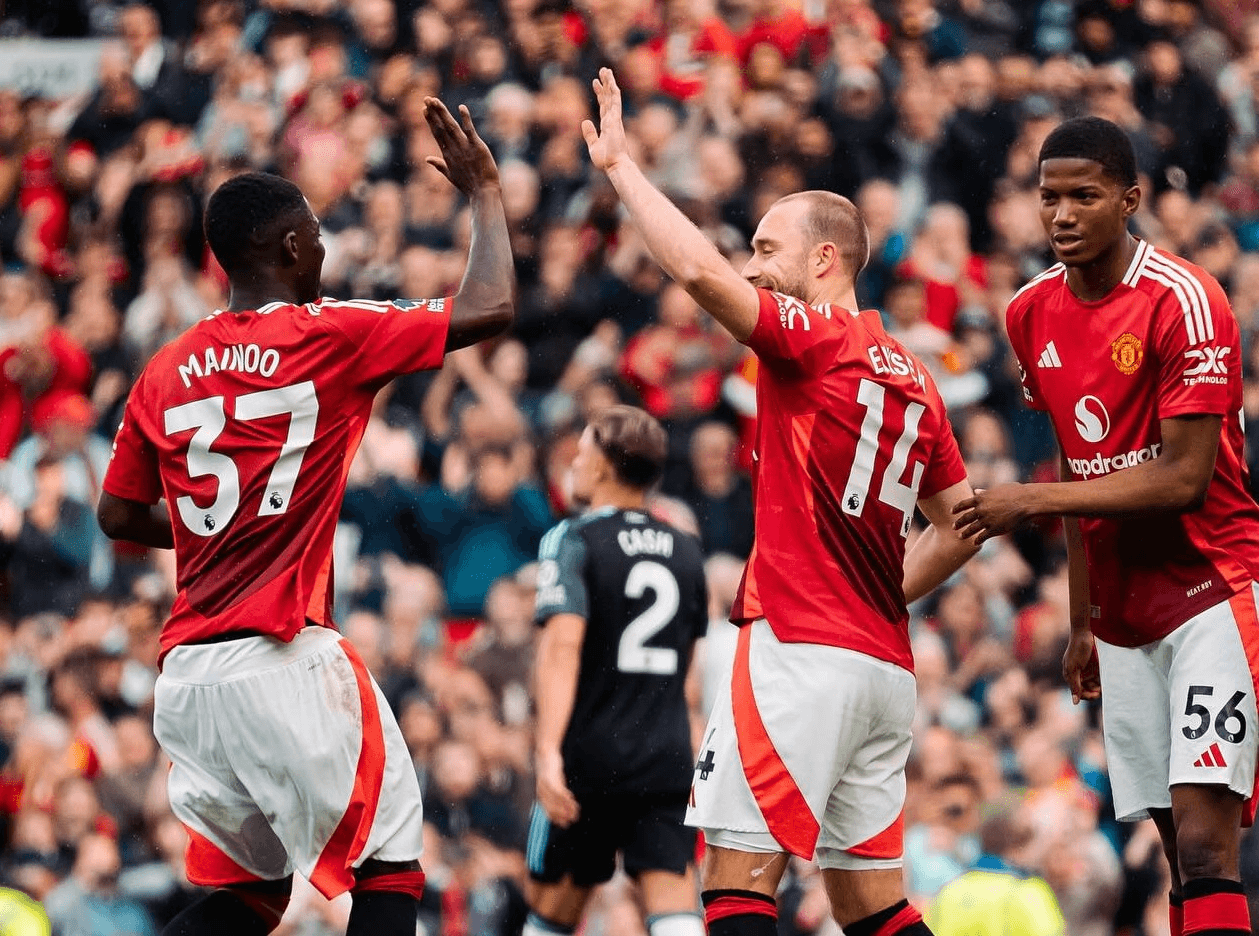 Tin thể thao (26-5): MU xếp thứ 15, Mbappe giành "Chiếc giày vàng"