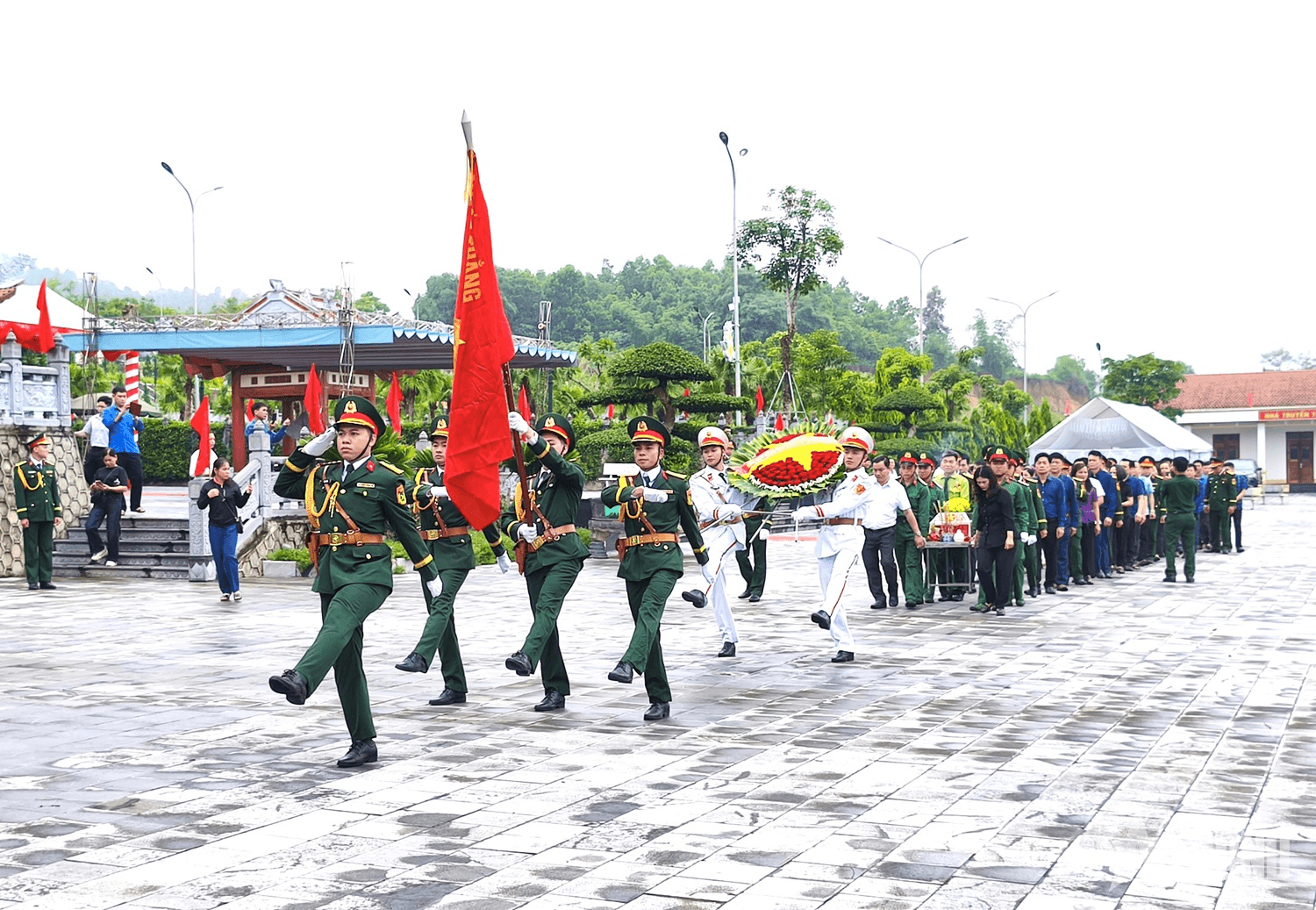 Hà Giang: Truy điệu, an táng hài cốt liệt sĩ hy sinh tại Lào