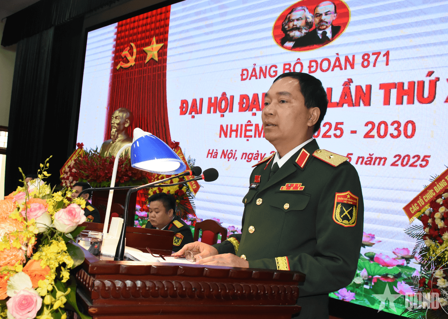 Tạo đột phá trong công tác quản lý học viên ở nước ngoài, trường ngoài Quân đội